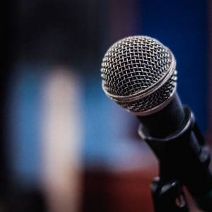 ¿Cómo deberíamos usar nuestra libertad de expresión en línea?