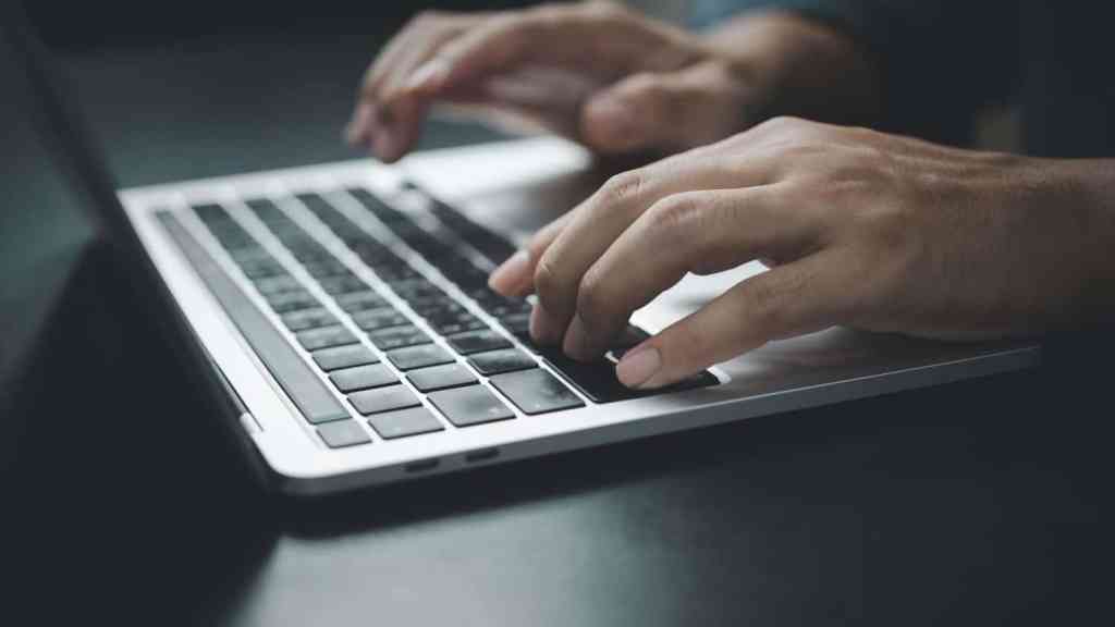 cuales son los riesgos y beneficios del internet en las iglesias